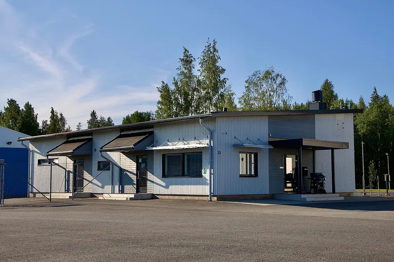 findest toimitilat rakennus korpela